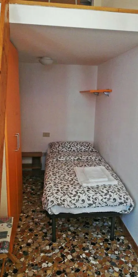 Balcone Sul Canale Apartment Venice Italy